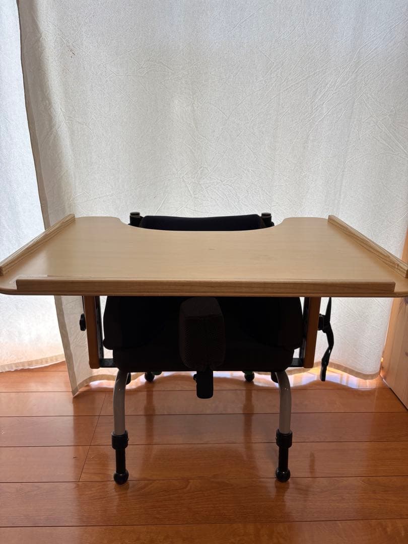 レポチャイルド 座位保持椅子