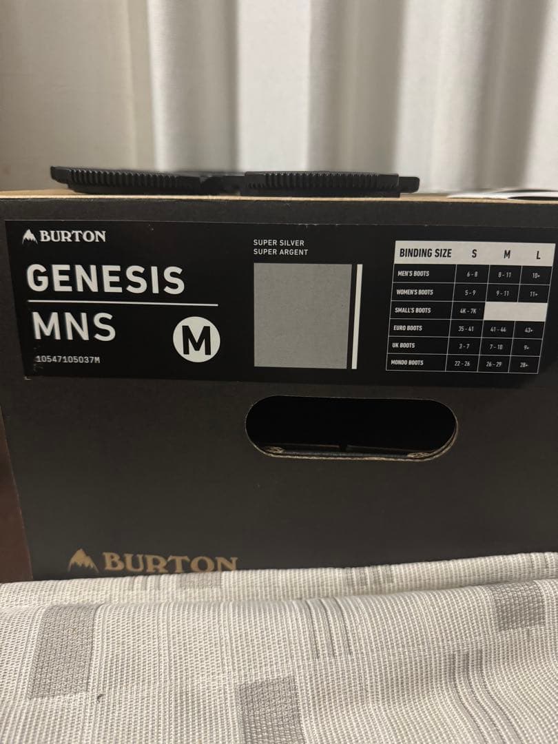 10月27日値段戻します！Burton GENESIS ビンディング Mサイズ