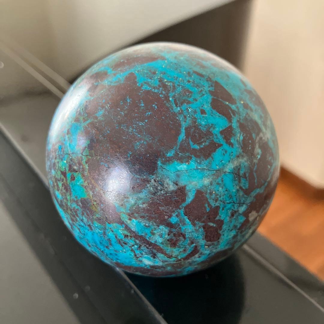 美！シャッタカイト スフィア　天然石置物　E170