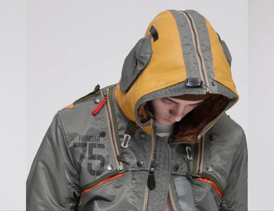 ジャケット・アウター AVIREX MA-1 REMODEL MARK2 N2B