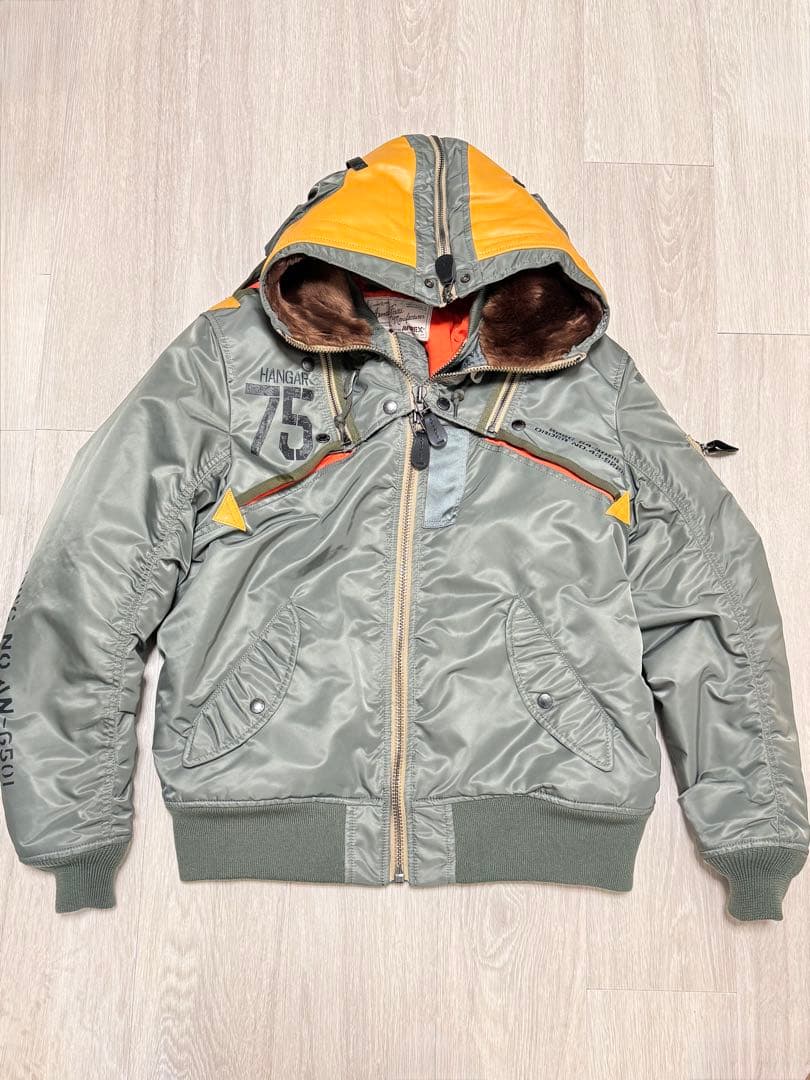 ジャケット・アウター AVIREX MA-1 REMODEL MARK2 N2B