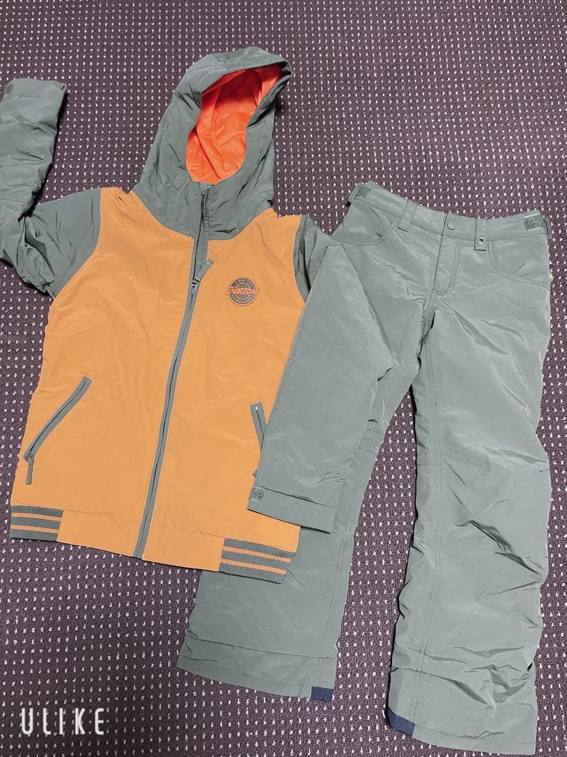 【BURTON】 Mサイズ　スノーボードウェアー キッズバートン　上下セット