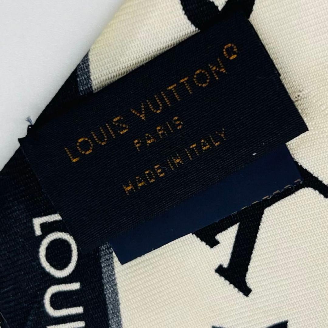 ルイヴィトン バンドーBB レッツゴー ブラック　ホワイト シルク