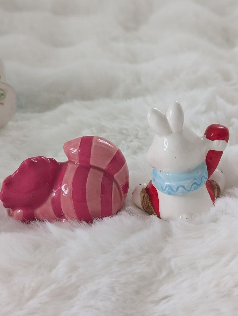 ディズニー　不思議の国のアリス　チシャ猫　ホワイトラビット　マッドハッターセット