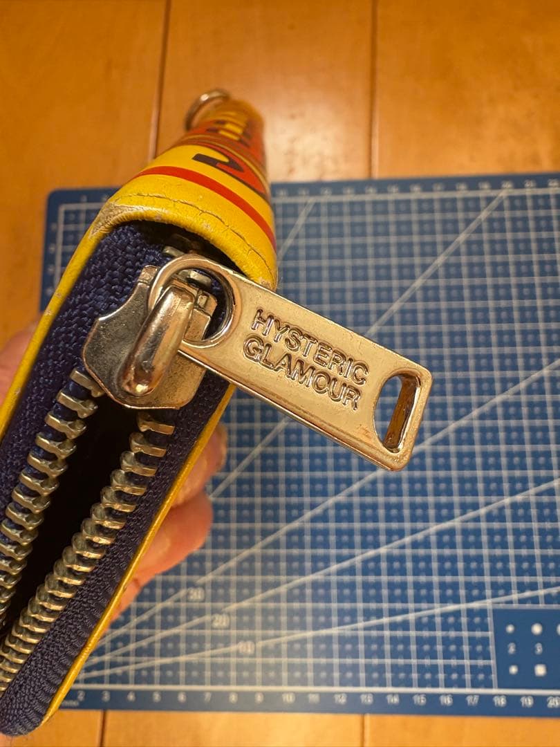 ヒステリックグラマー長財布