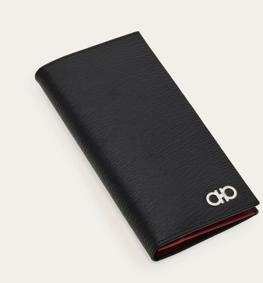 ☆新品未使用2025年秋☆Ferragamo 二つ折り財布 ダブルガンチーニ