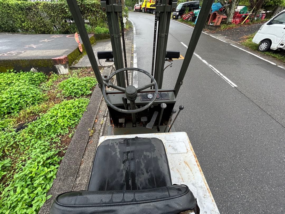 宮崎　トヨタ　フォークリフト 1トン 揚高3m ガソリン　積載 運搬 動画あり