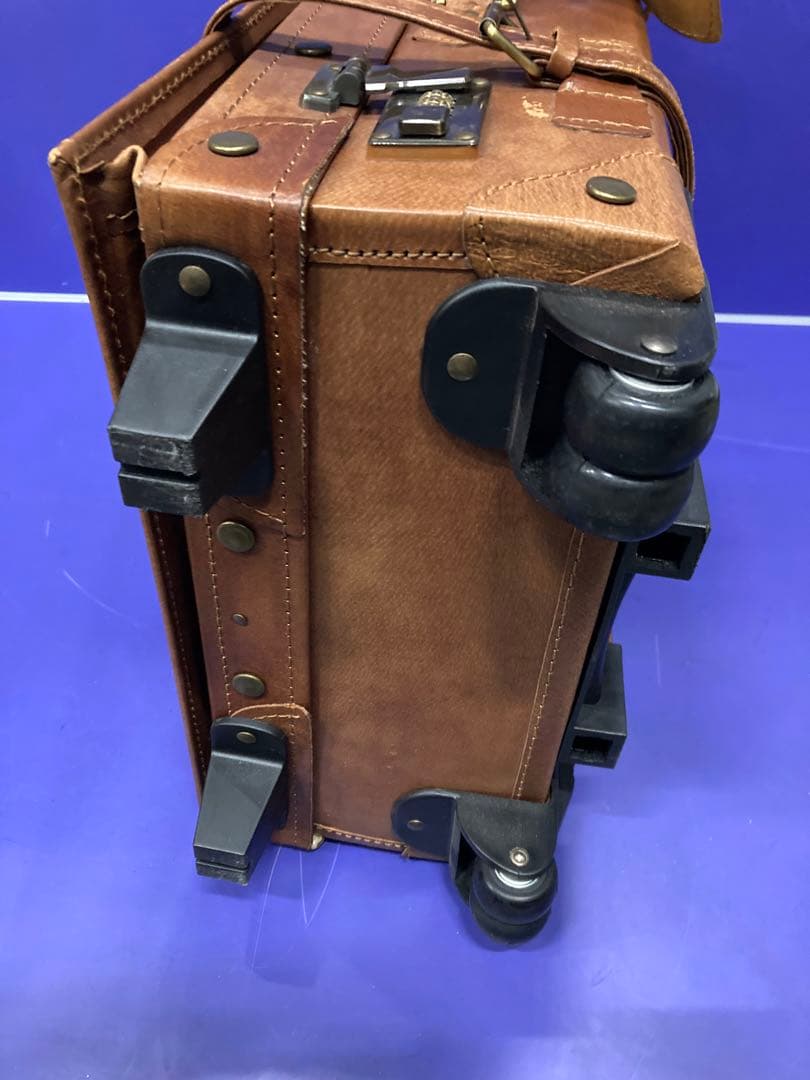 ユーラシアトランク 本革 EURASIA キャリーバッグ スーツケース レザー