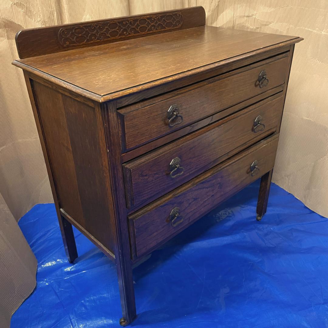 アンティーク家具　オーク材3段チェスト　made in England 1940