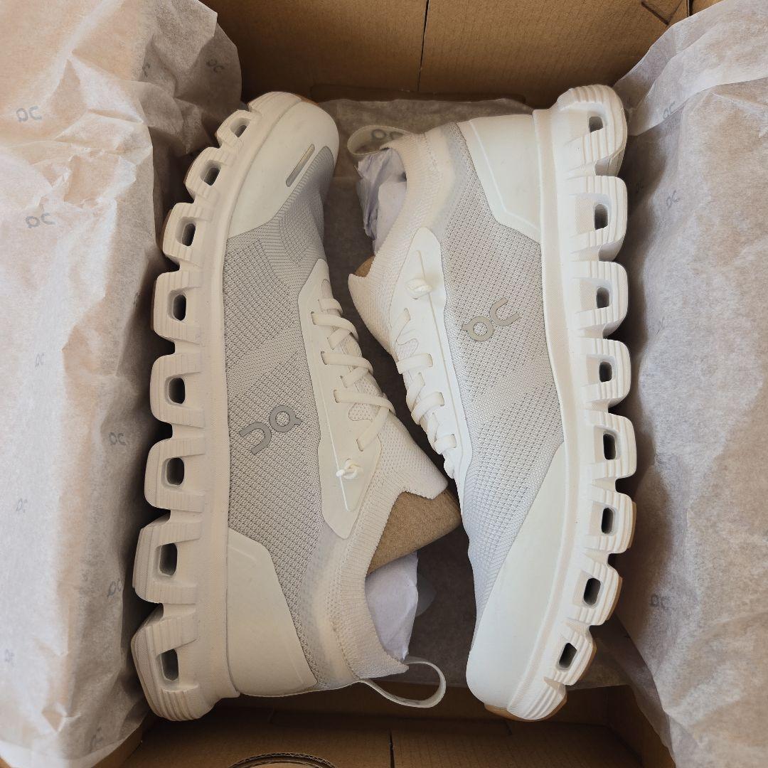 出品再開⭐スニーカー 「On」Cloud 6 Versa レディース