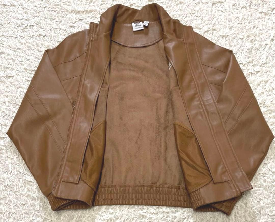 【正規品】美品 即完売 adidas フェイクレザージャケット ブラウン