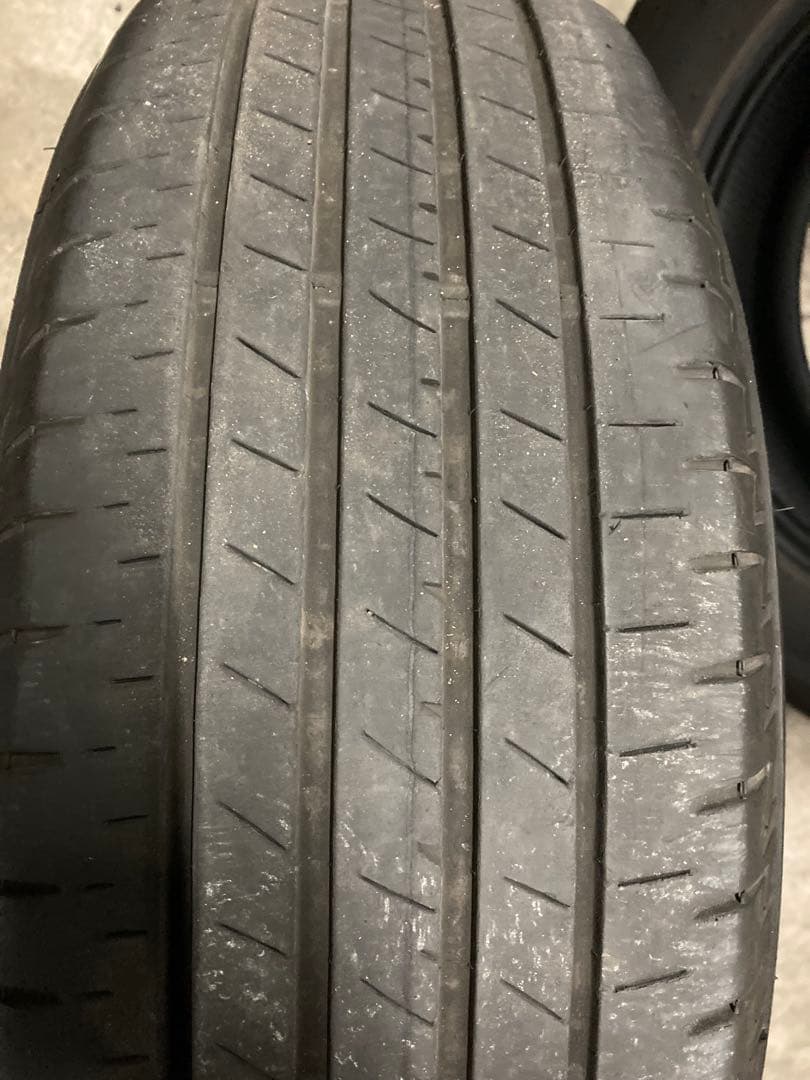 貴一 ノーマルタイヤ205/65R16 4本セット①