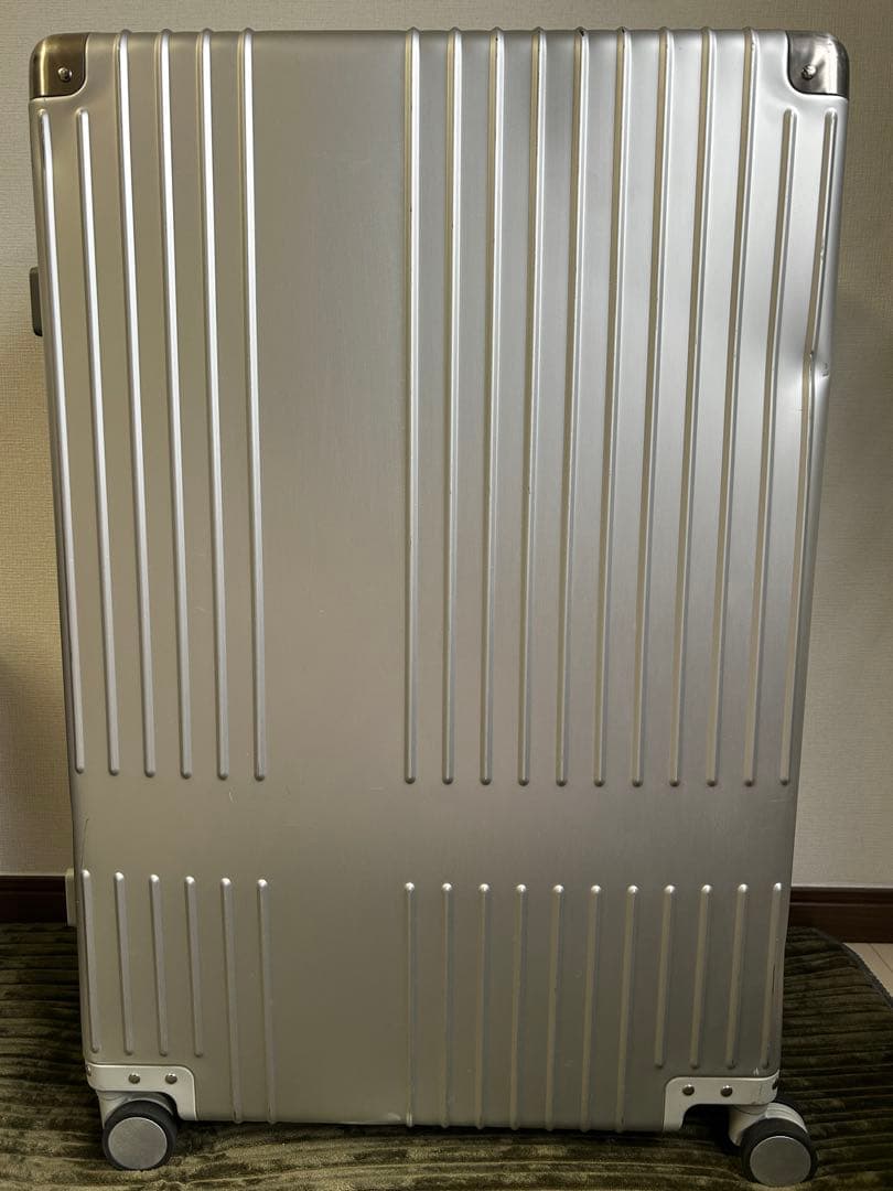 イノベーター　アルミ　スーツケース　96L innovator inv7811