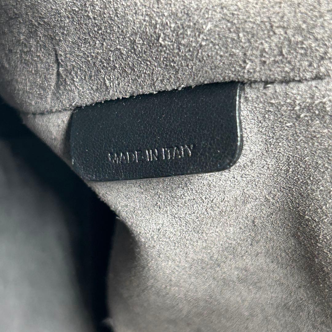 【JIMMY CHOO】ヴァレンヌ トートバッグ 肩掛け 大容量 収納袋付き 黒