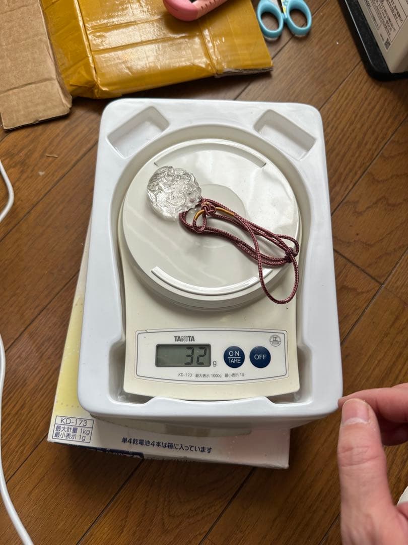 クリスタル彫刻ペンダント ネックレス