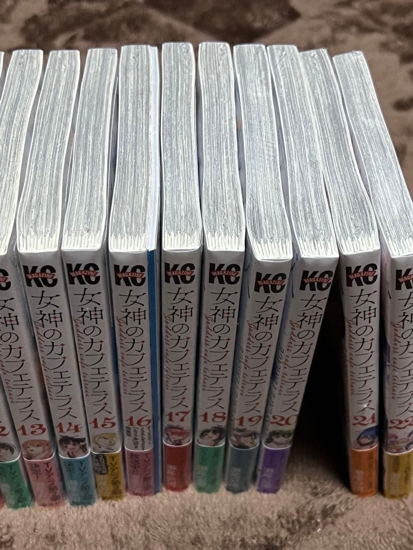 【新品•未開封•全巻初版‼️】女神のカフェテラス+公式ビジュアルブック　完結