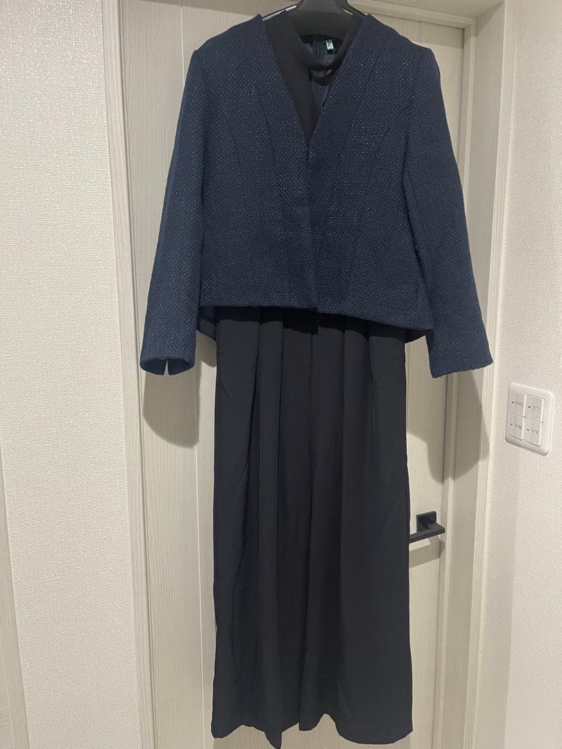 美品　RUIRUE BOUTIQUE 卒業式　スーツ　M パンツスーツ