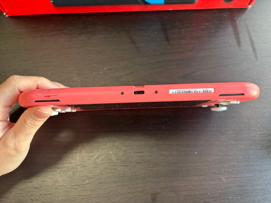 Switch、Switchライト、256SD付き