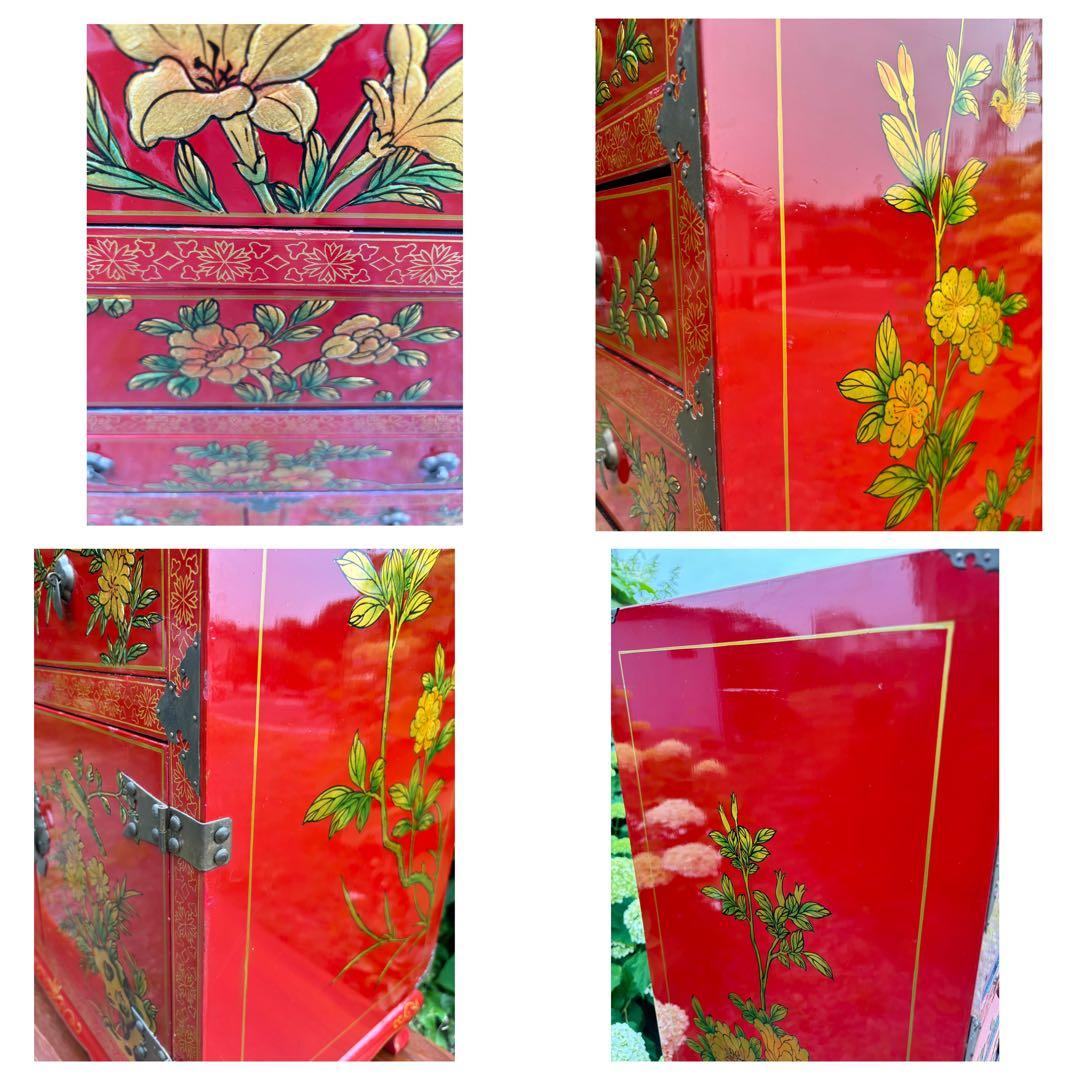 赤い花柄の木製タンス　シノワズリ家具　中国民藝　漆塗り　アンティーク　チェスト