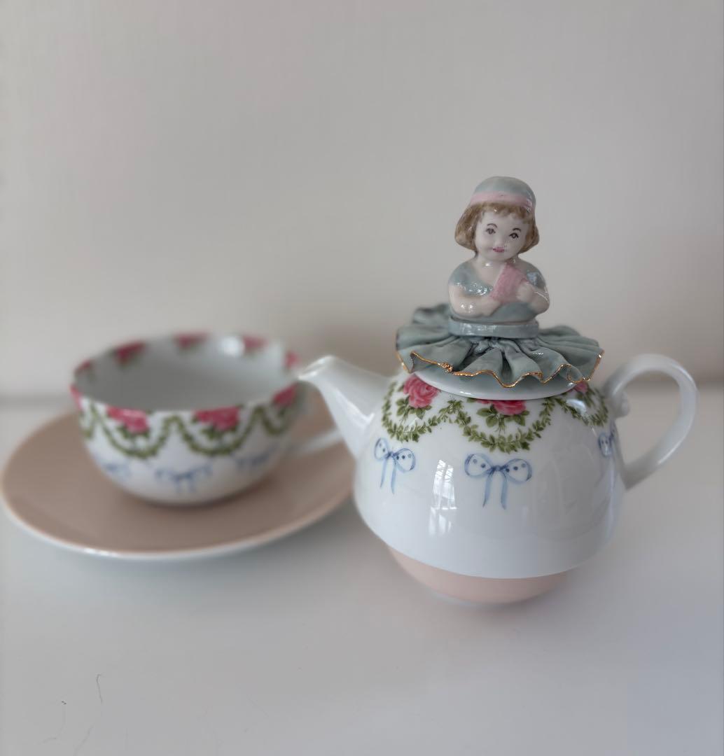 ティーフォーワン　アウトレット