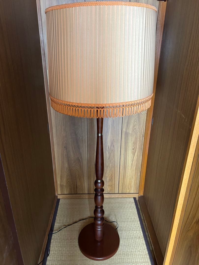 ナショナル　クラシック ブラウン 木製 フロアスタンド　昭和レトロ