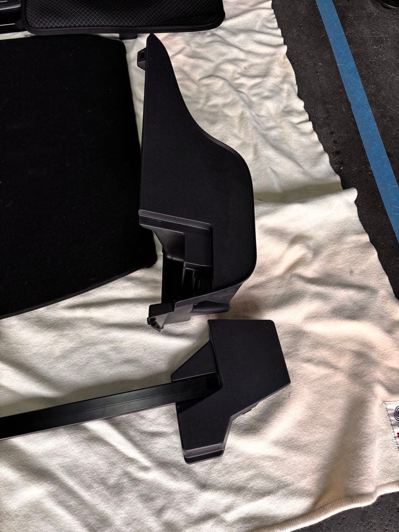 カローラクロス アクティブボックス②