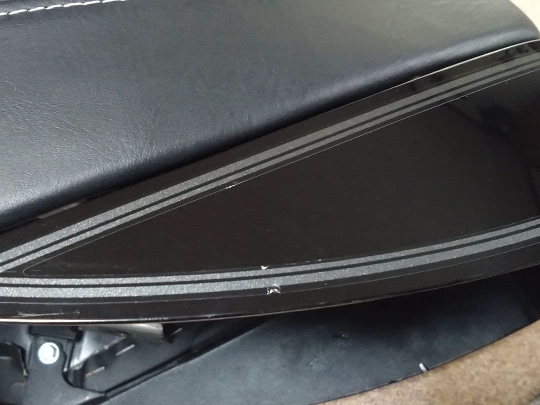 YAMAHA SR400 純正シート 2016年式 FI車用