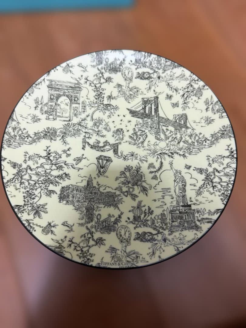 ティファニー トワレ デザート プレート ボーンチャイナ