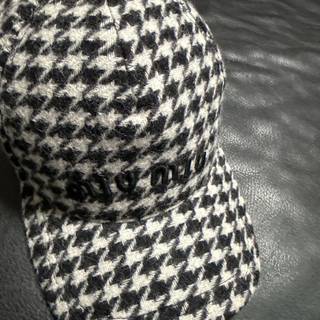 【値下げ】miumiu キャップ　S