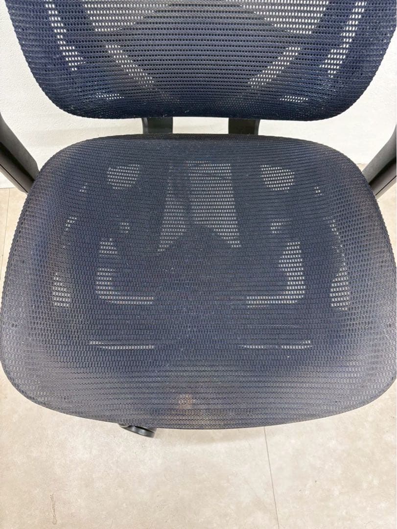 okamura コンテッサ CM91BB FBH4 オフィスチェア 中古品