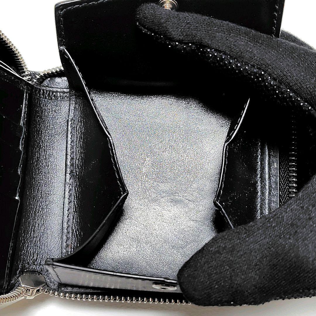 JIMMY CHOO　折り財布　黒　シボ革　ラウンドジップ　スタースタッズ