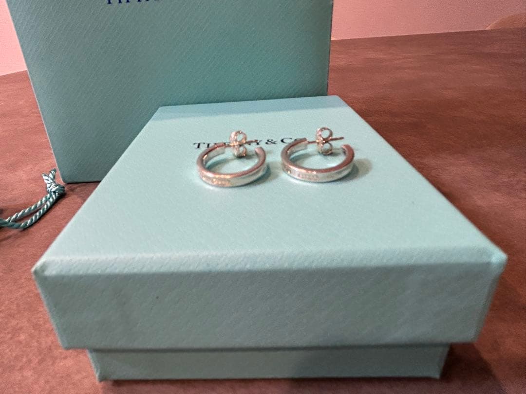Tiffany & Co. ナロー ピアス1837 購入証明書付き、付属品完備