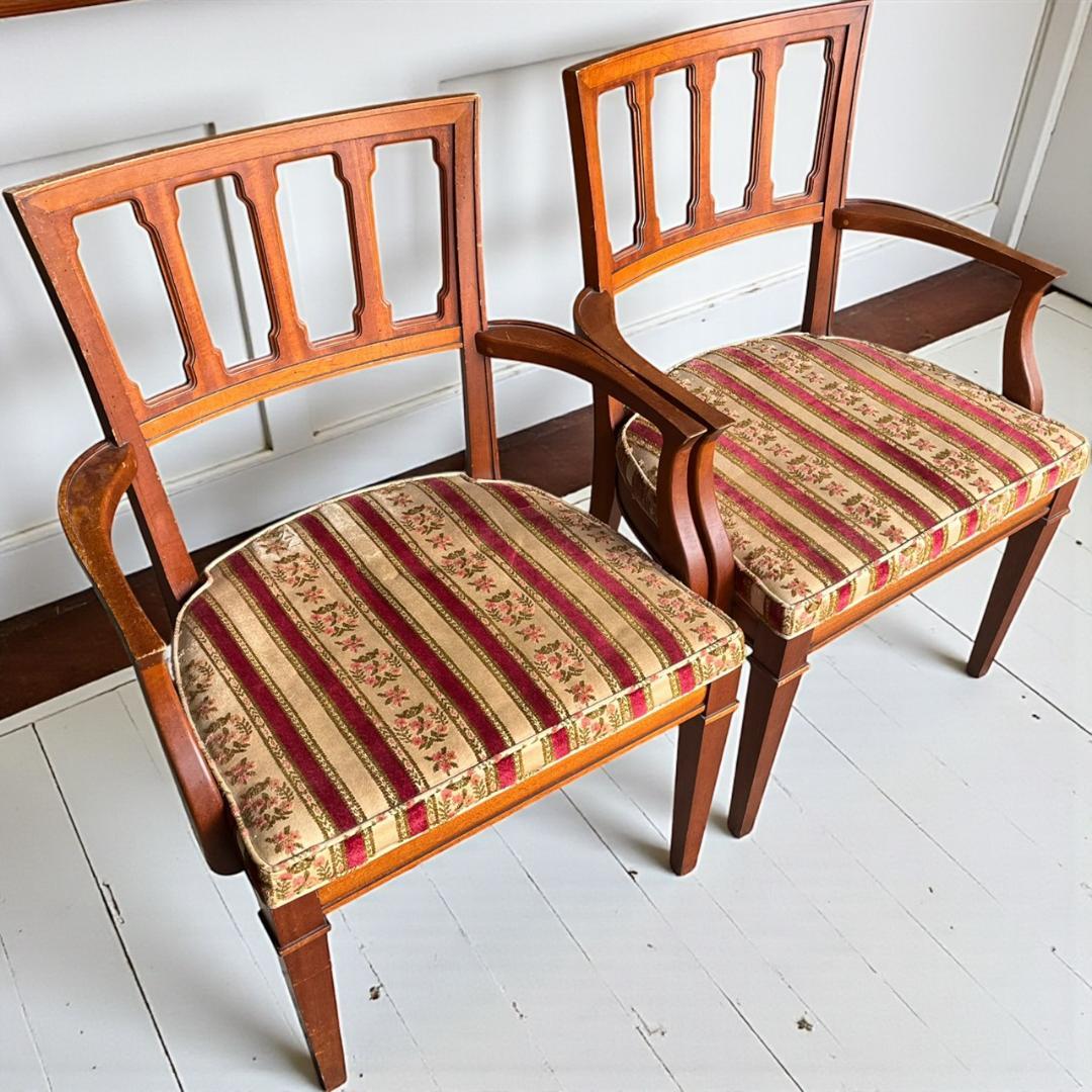 ◇①ドレクセルヘリテイジ肘掛け有【トライユンTRIUNE】ダイニングチェア