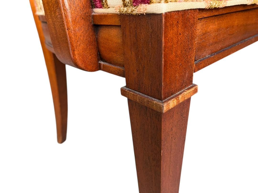 ◇①ドレクセルヘリテイジ肘掛け有【トライユンTRIUNE】ダイニングチェア