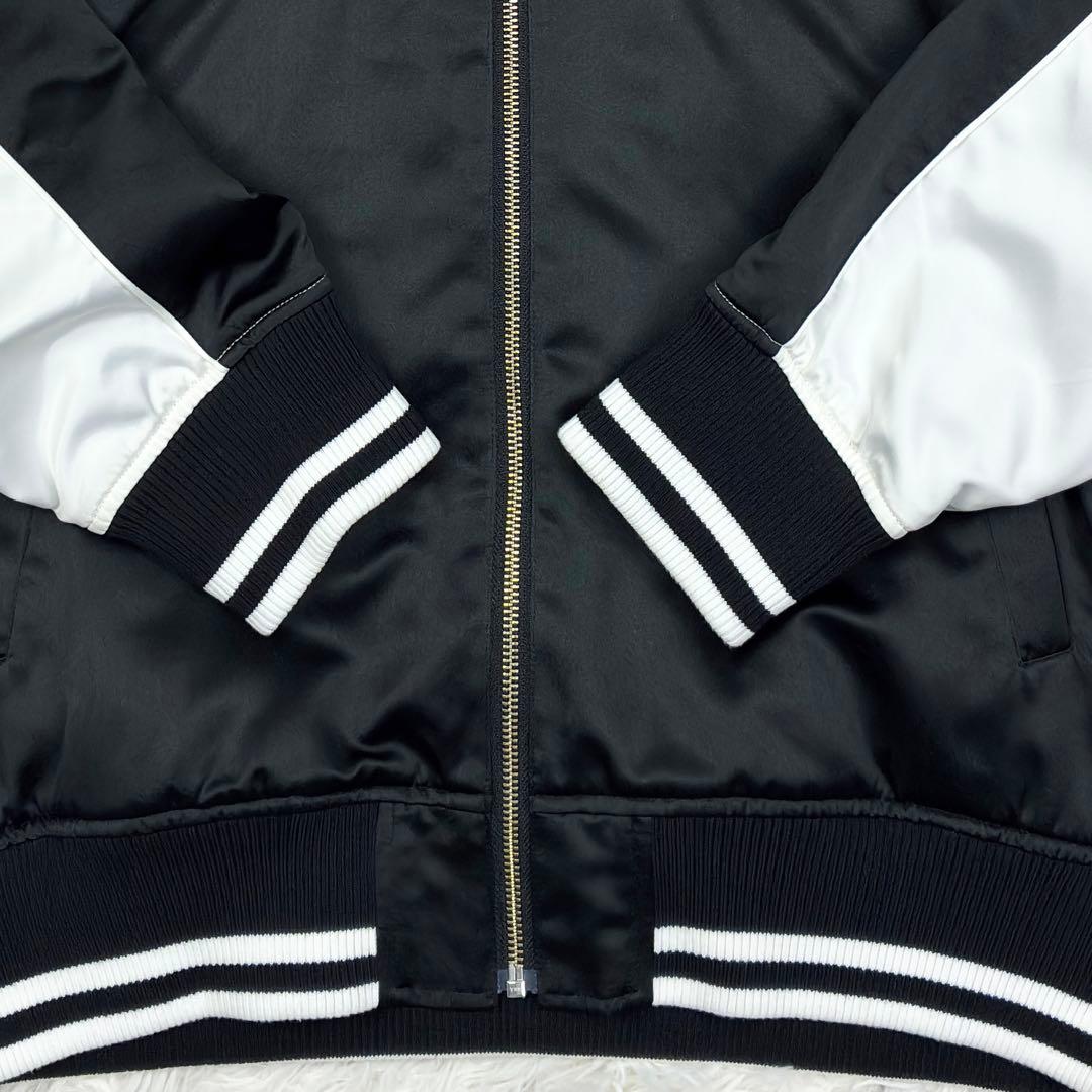 極美品　Disney　ディズニー　ティガー　総刺繍　サテン　スカジャン　L　黒白