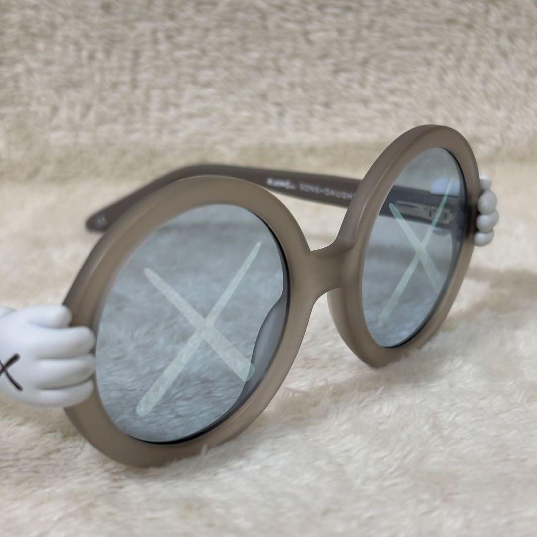 【正規品】KAWS × SONS + DAUGHTERS サングラス カウズ