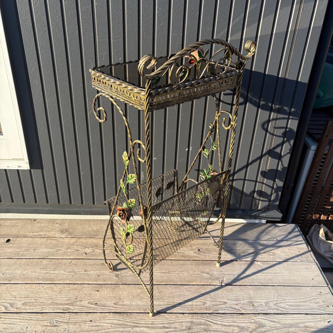 アンティーク調 アイアン サイドテーブル 花台 マガジンラック 薔薇装飾 ミラー