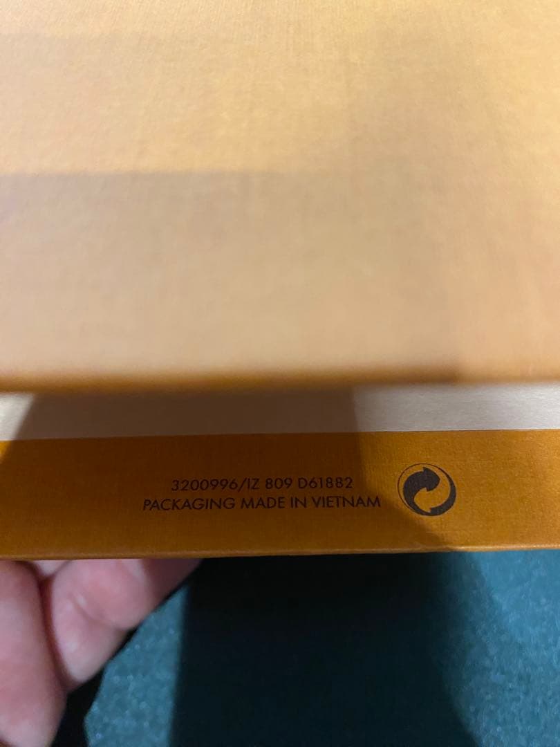 バ*ュ様 LOUIS VUITTON 長財布 オレンジ箱付き