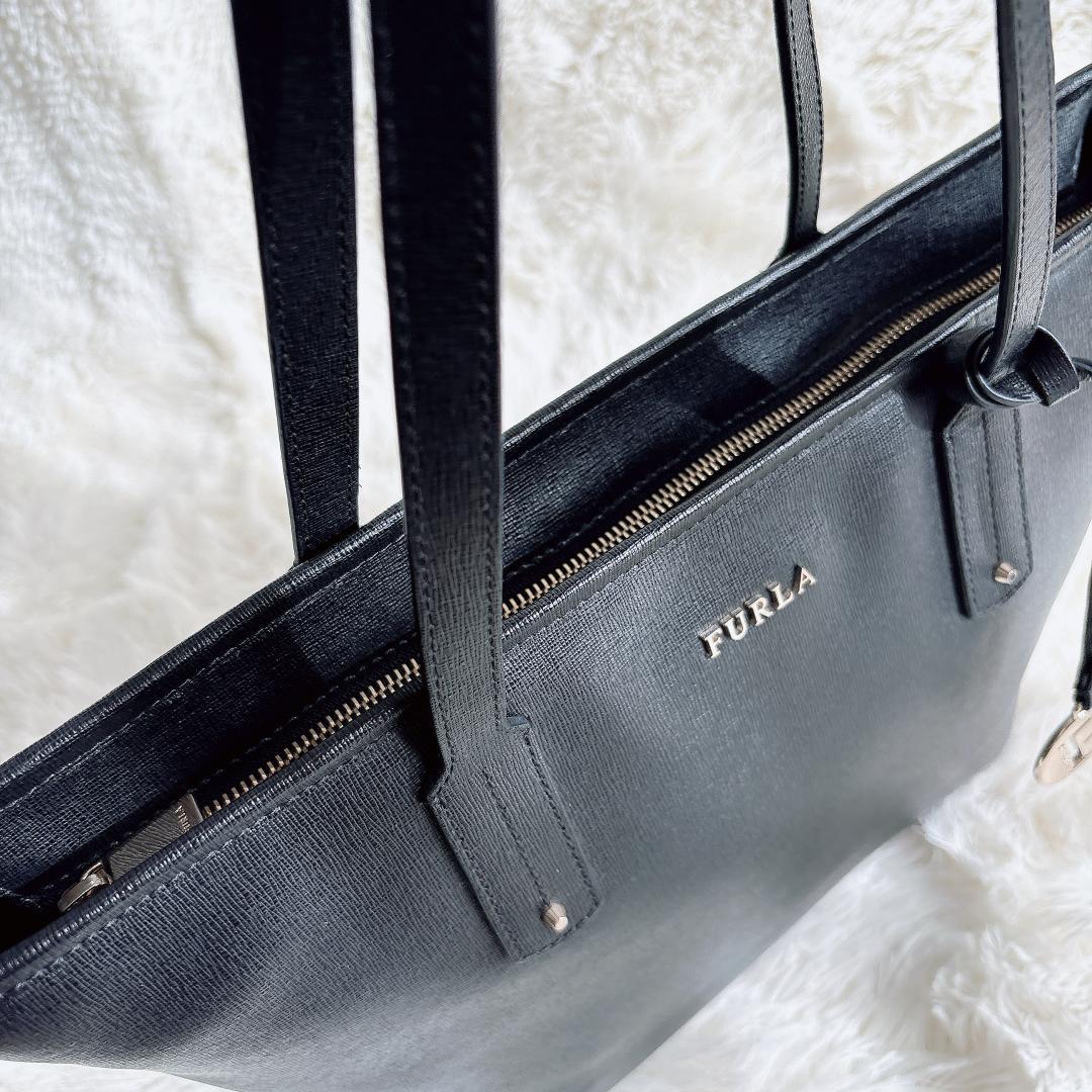 【美品】A4サイズ収納可 FURLA フルラ トートバッグ ブラック
