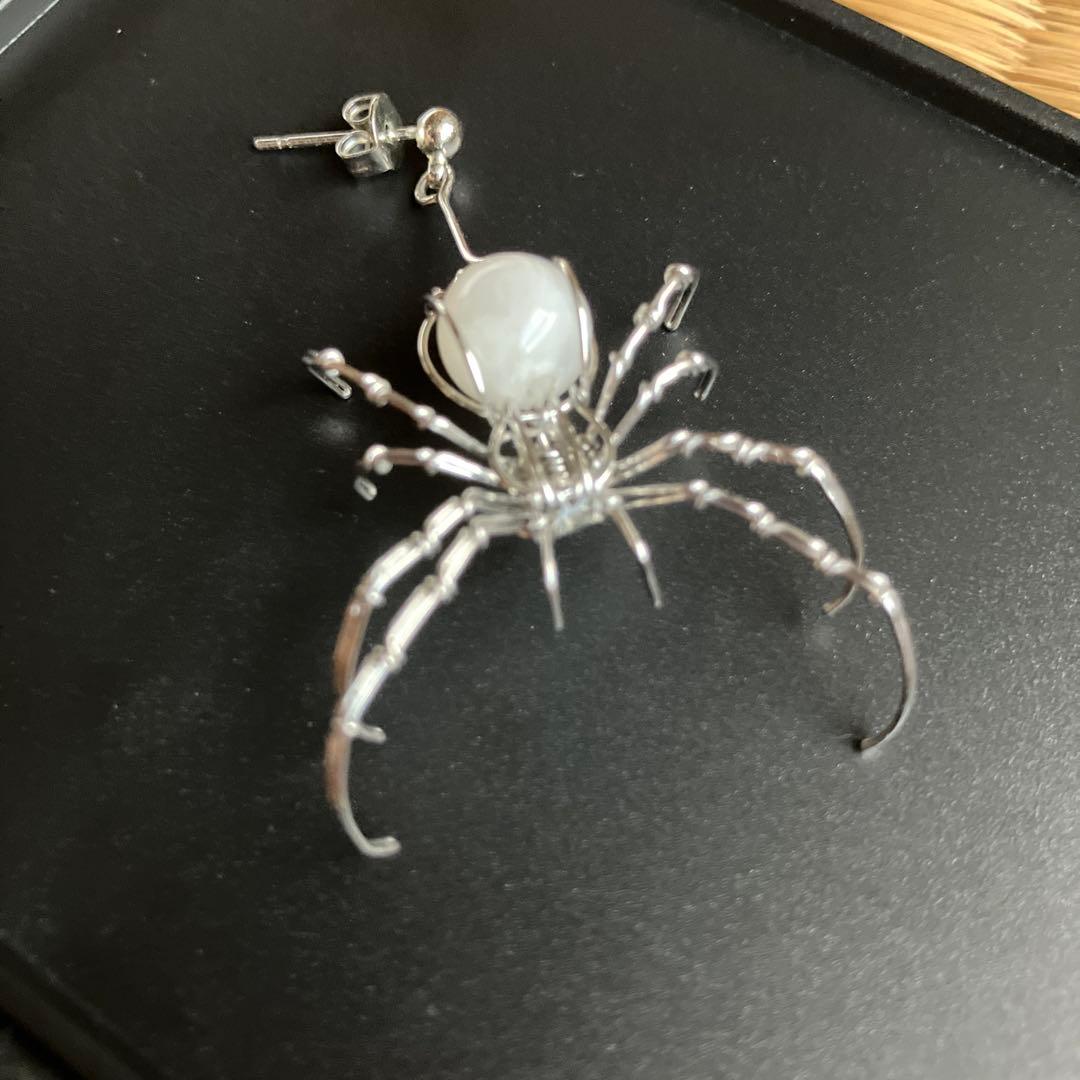 勇*木様 【レア】蟲彩 蜘蛛針金細工ピアス　片耳用