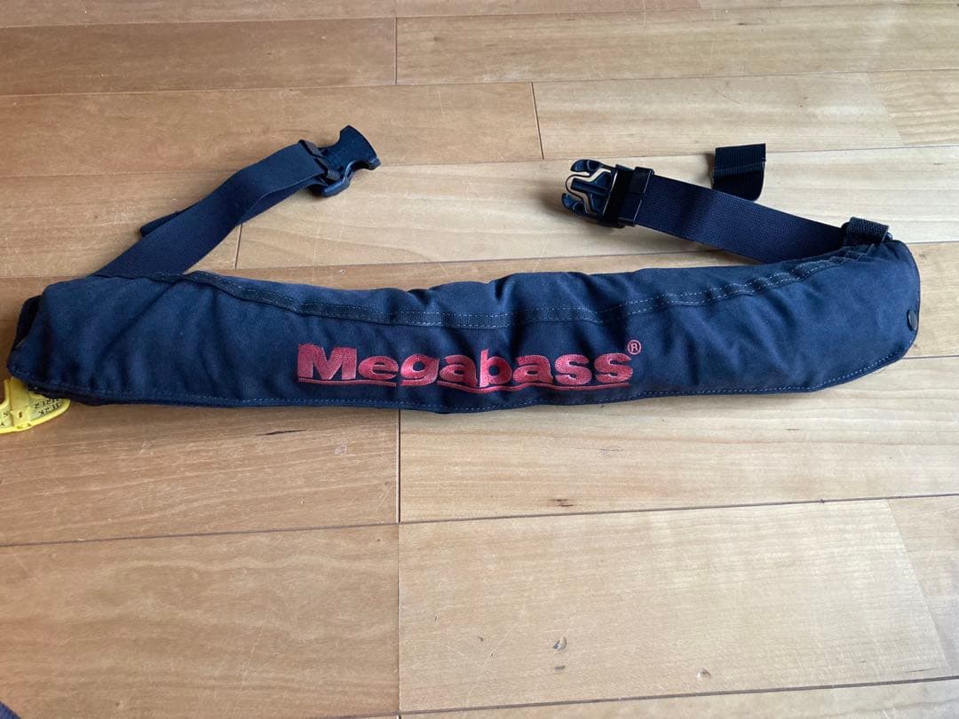 メガバス自動膨張式ライフジャケット桜マークありタイプA