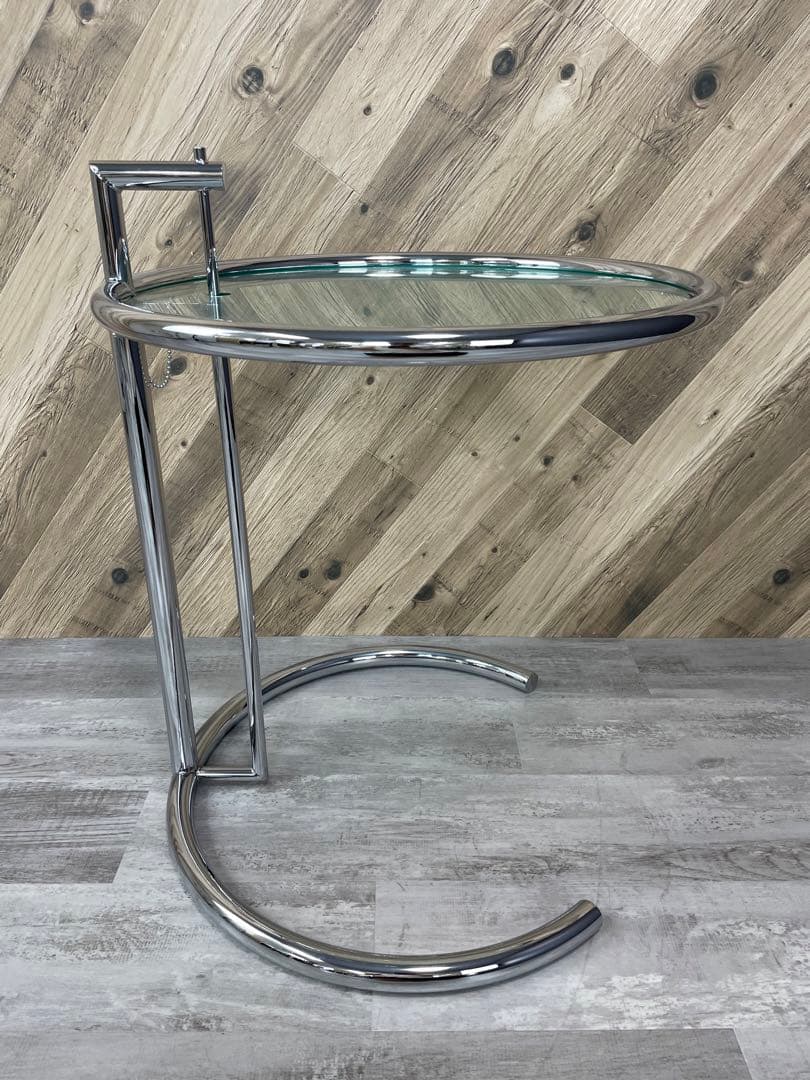 アイリーン グレイ アジャスターテーブル リプロダクト品 ②