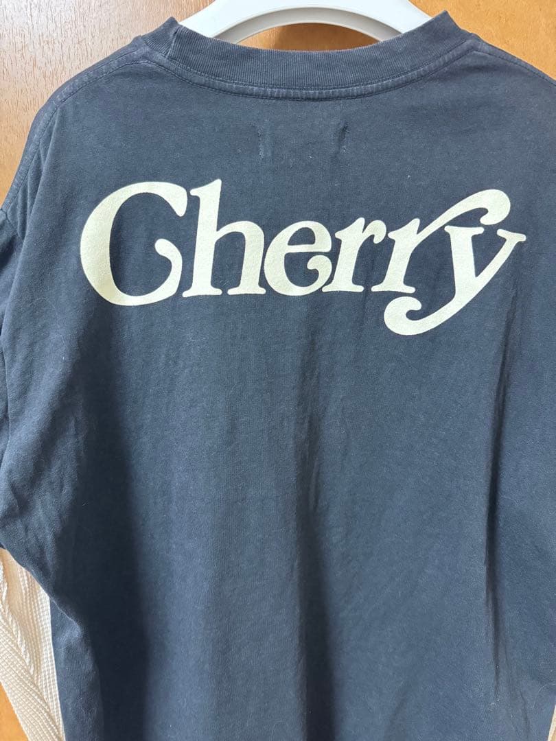 Cherry Los Angeles ロンT Girls Don't Cry