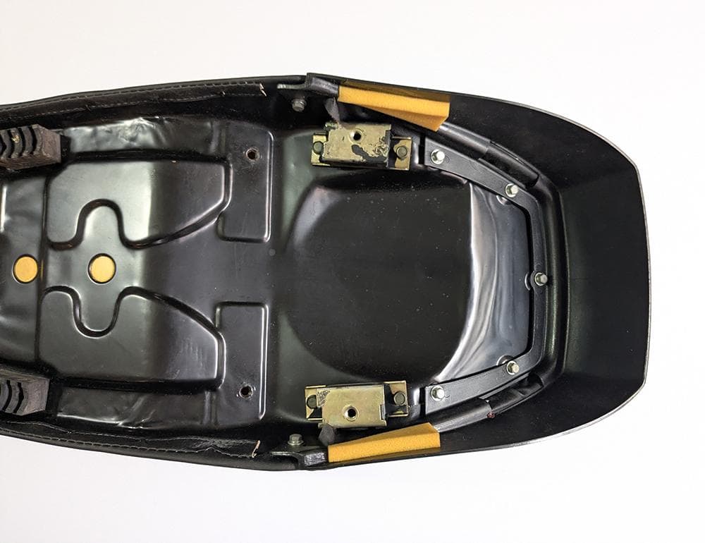 未使用品 YAMAHA ヤマハ SR400 純正シート バイク シート 座面