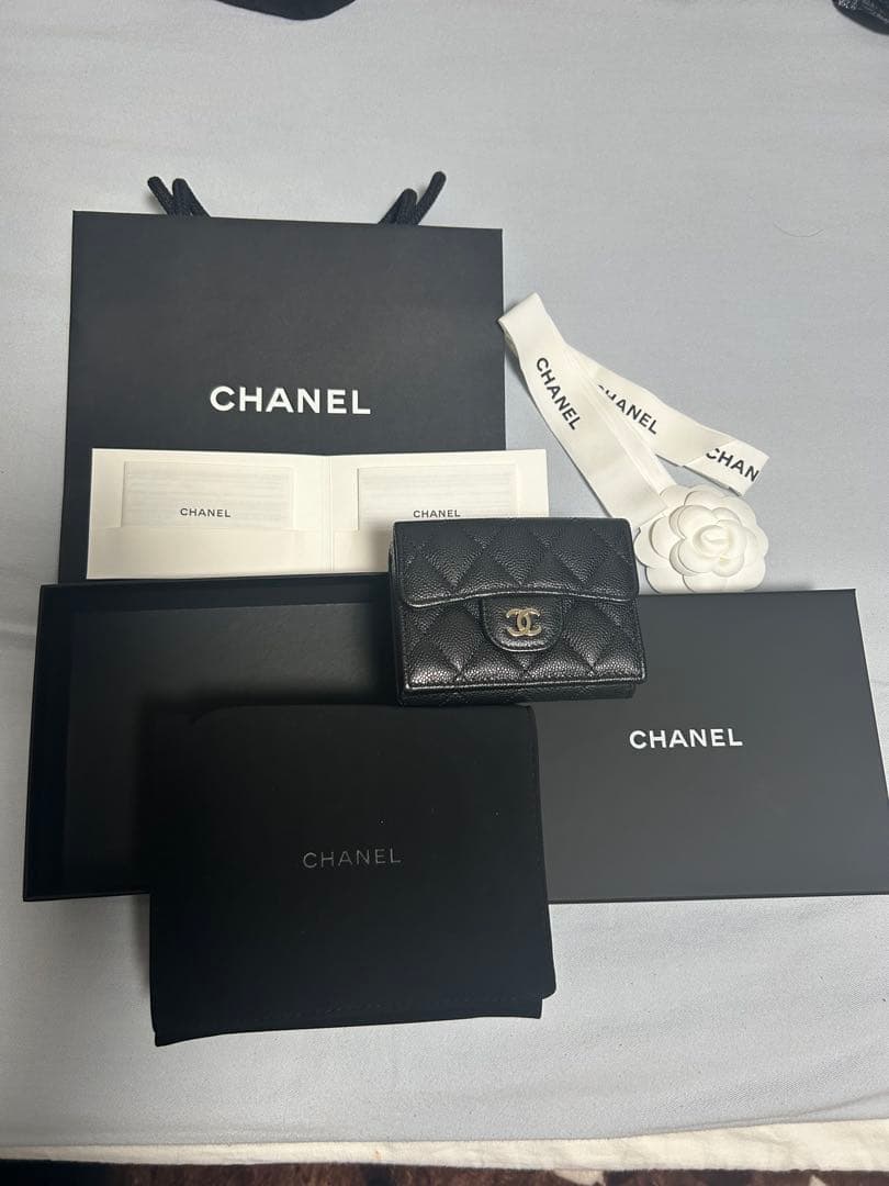 シャネル　三つ折り財布　マトラッセ　極美品　ほぼ付属品有り