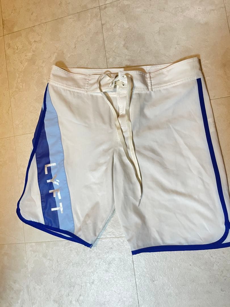 LYFT 水着 Mサイズ ホワイト/ブルー