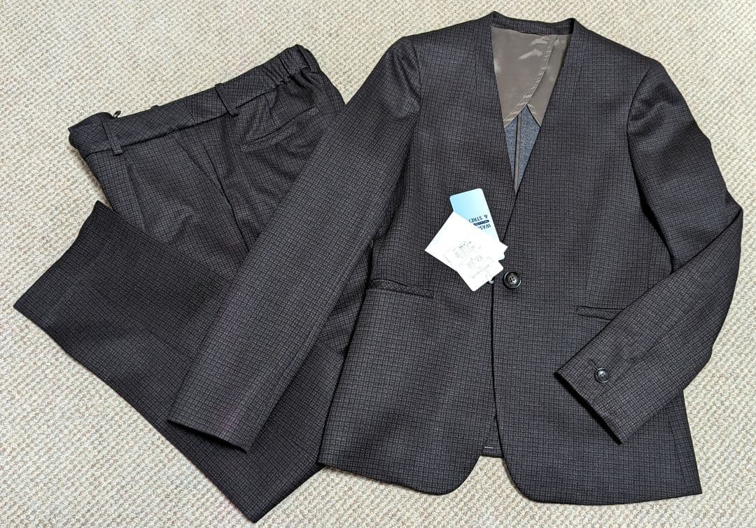 はるやま　スーツ上下　ノーカラー　ウォッシャブル　ブラウン　パンツスーツ　秋冬