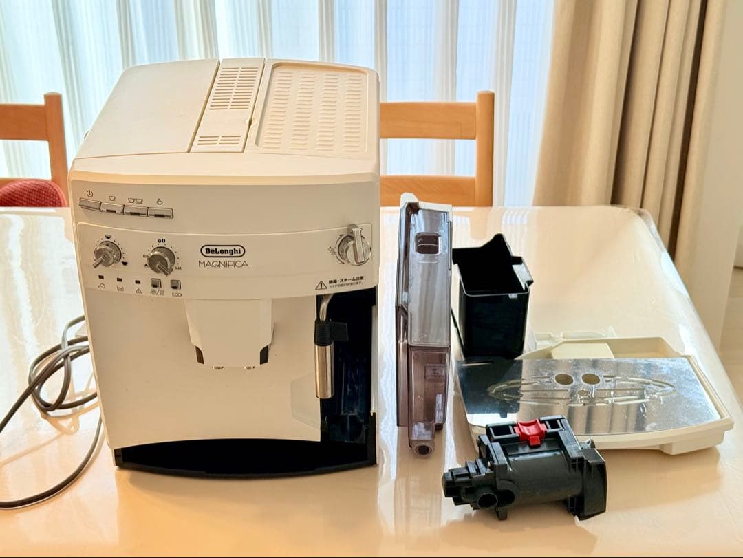 【限定値下げ】De'Longhi Magnifica エスプレッソマシン