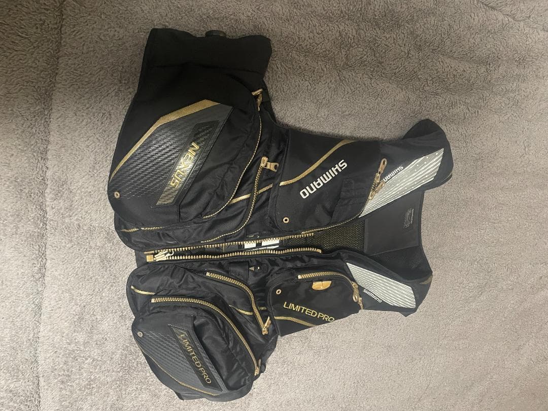 SHIMANO LIMITED PRO ライフジャケット L/XL ブラック/ゴ