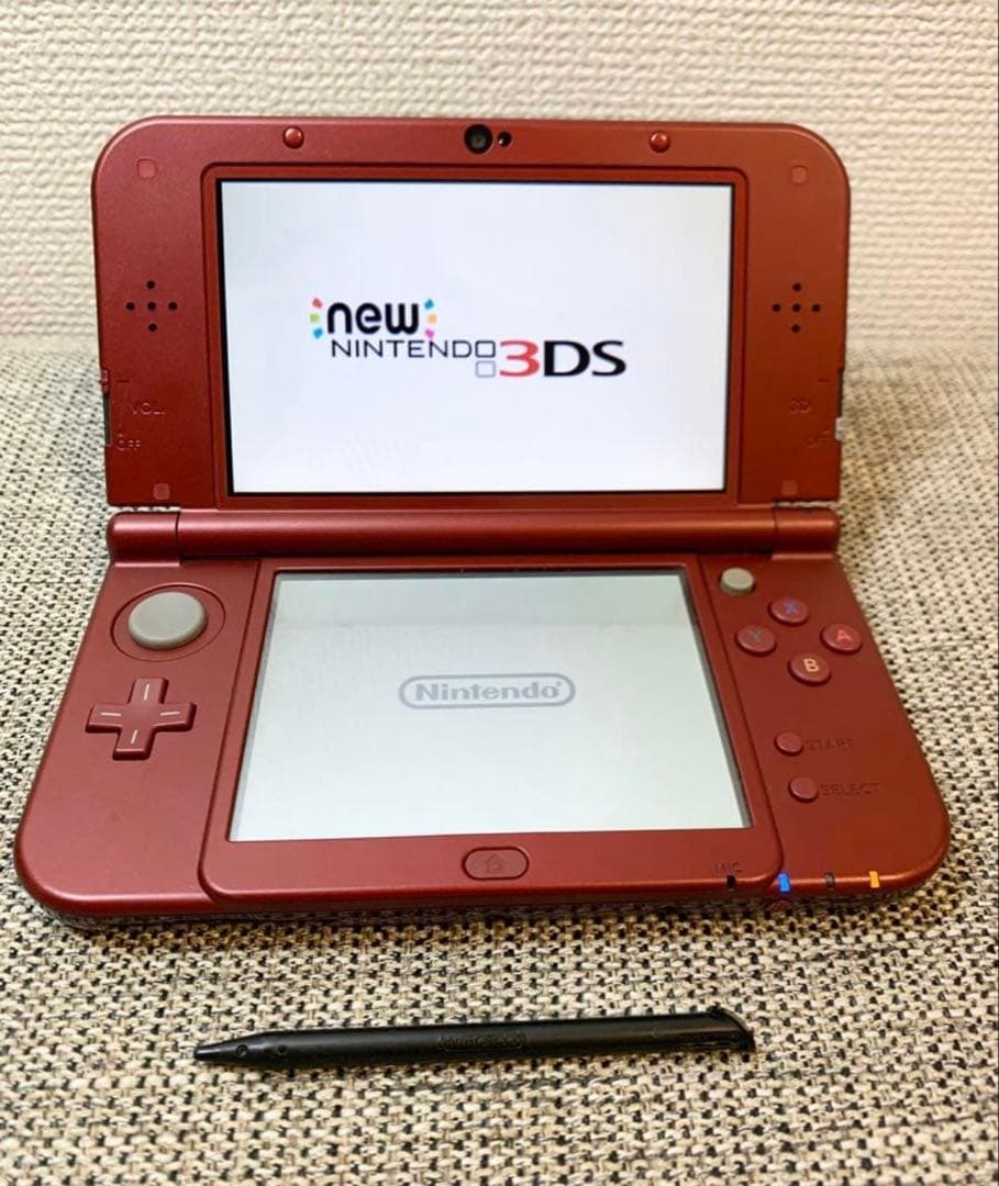 訳あり美品✨32GBSDカード　Newニンテンドー3DS LL メタリックレッド
